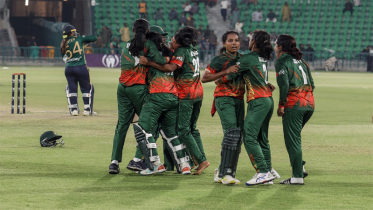 জিতেও ওয়েস্ট ইন্ডিজের বিদায়, বিশ্বকাপে বাংলাদেশ