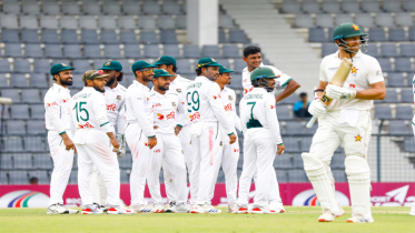 সিলেটে মিরাজের ফাইফারের পরও ৮২ রানের লিড জিম্বাবুয়ের