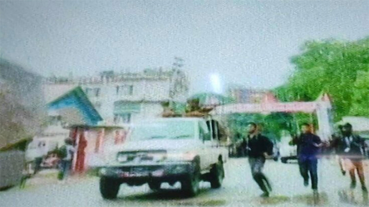 এনসিপির গাড়িবহরে হামলা, রণক্ষেত্র গোপালগঞ্জ