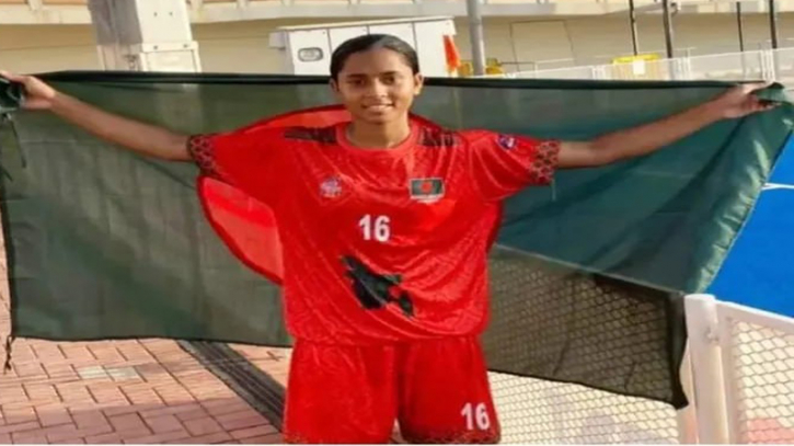 হাওরকণ্যা হকি স্টার ইমা পাড়ি জমাচ্ছেন আন্তর্জাতিক ক্রীড়াঙ্গনে