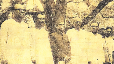 সংশোধিত আইনে ‘বীর মুক্তিযোদ্ধা’ ও ‘মুক্তিযুদ্ধের সহযোগী’ যারা