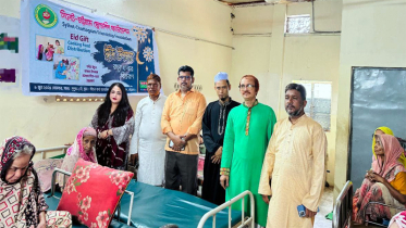 বৃদ্ধাশ্রমে সিলেট-চট্টগ্রাম ফ্রেন্ডশিপ ফাউন্ডেশন’র খাবার বিতরণ