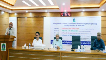 সিকৃবিতে ফলাফল মূল্যায়ন শীর্ষক প্রশিক্ষণ অনুষ্ঠিত