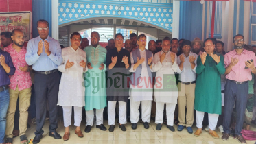 সিলেটে পৌঁছে মাজার জিয়ারত করলেন সালাহউদ্দিন