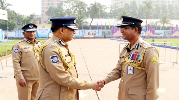এসএমপি কমিশনার রেজাউল করিমের ‘গুড সার্ভিস’ ব্যাজ অর্জন