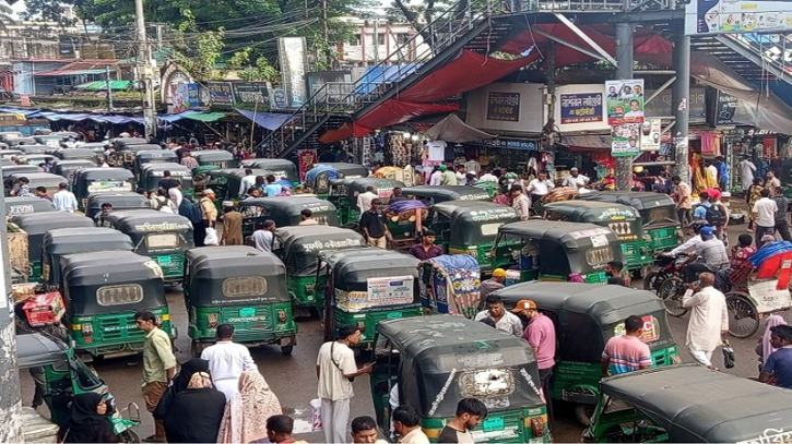 সিলেটে যানজট নিরসনে এসএমপির উদ্যোগ: ৩০ স্থানে নির্ধারিত হলো সিএনজি পার্কিং স্ট্যান্ড